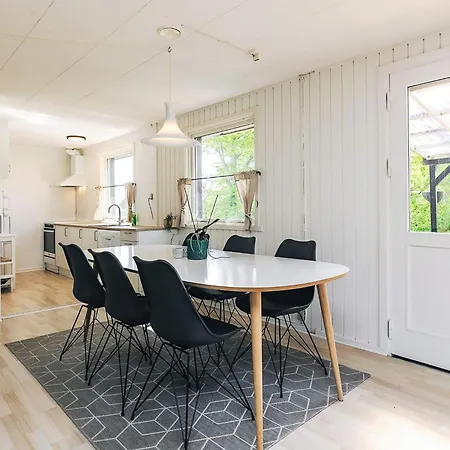 Ferienhaus 5 Person In Hadsund